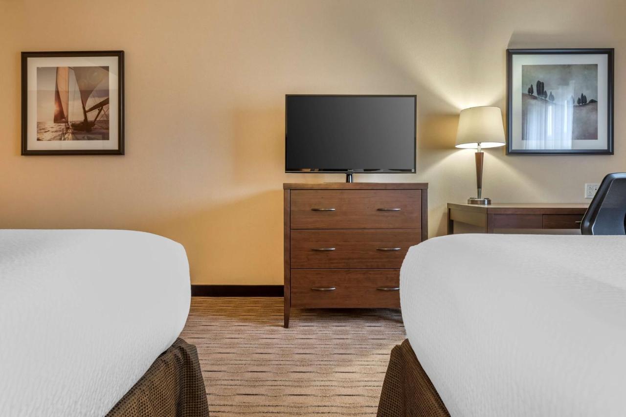 Best Western Plus, Bathurst Hotel & Suites Kültér fotó