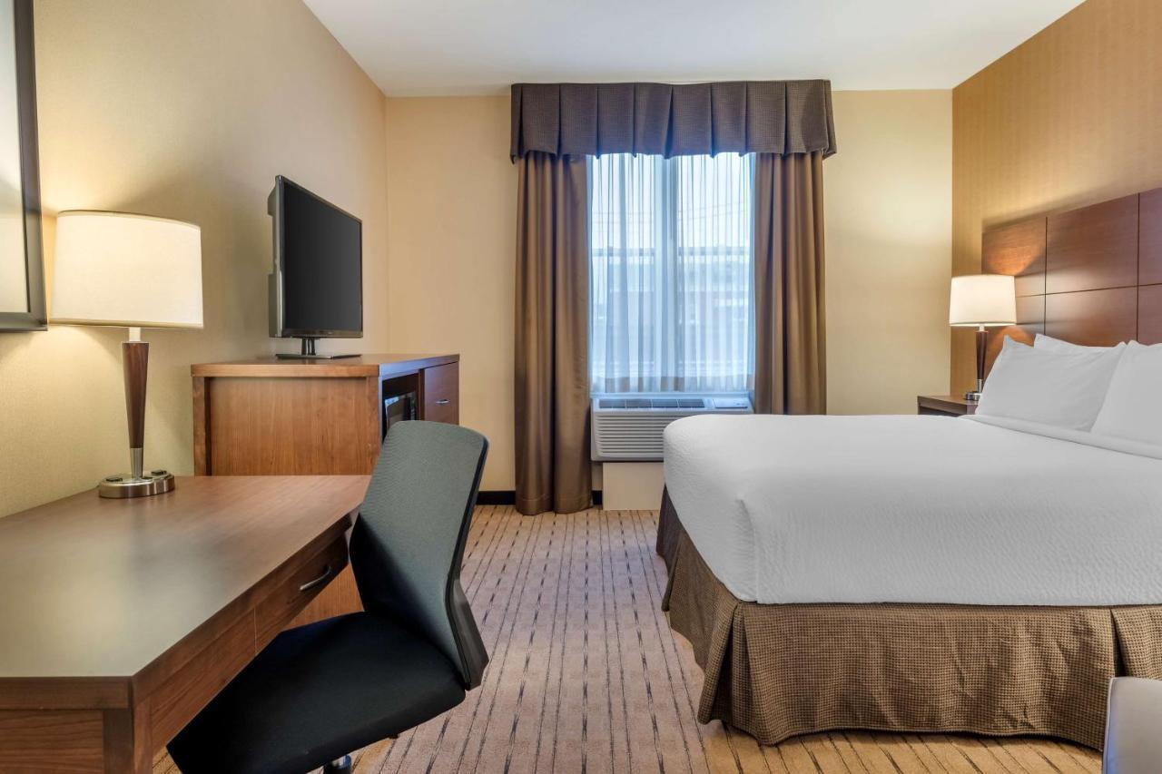 Best Western Plus, Bathurst Hotel & Suites Kültér fotó