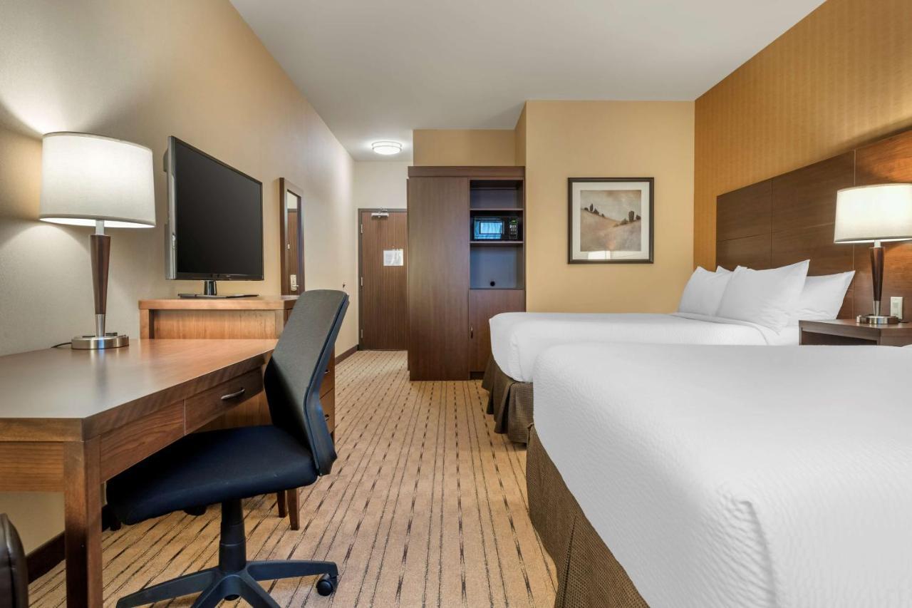 Best Western Plus, Bathurst Hotel & Suites Kültér fotó