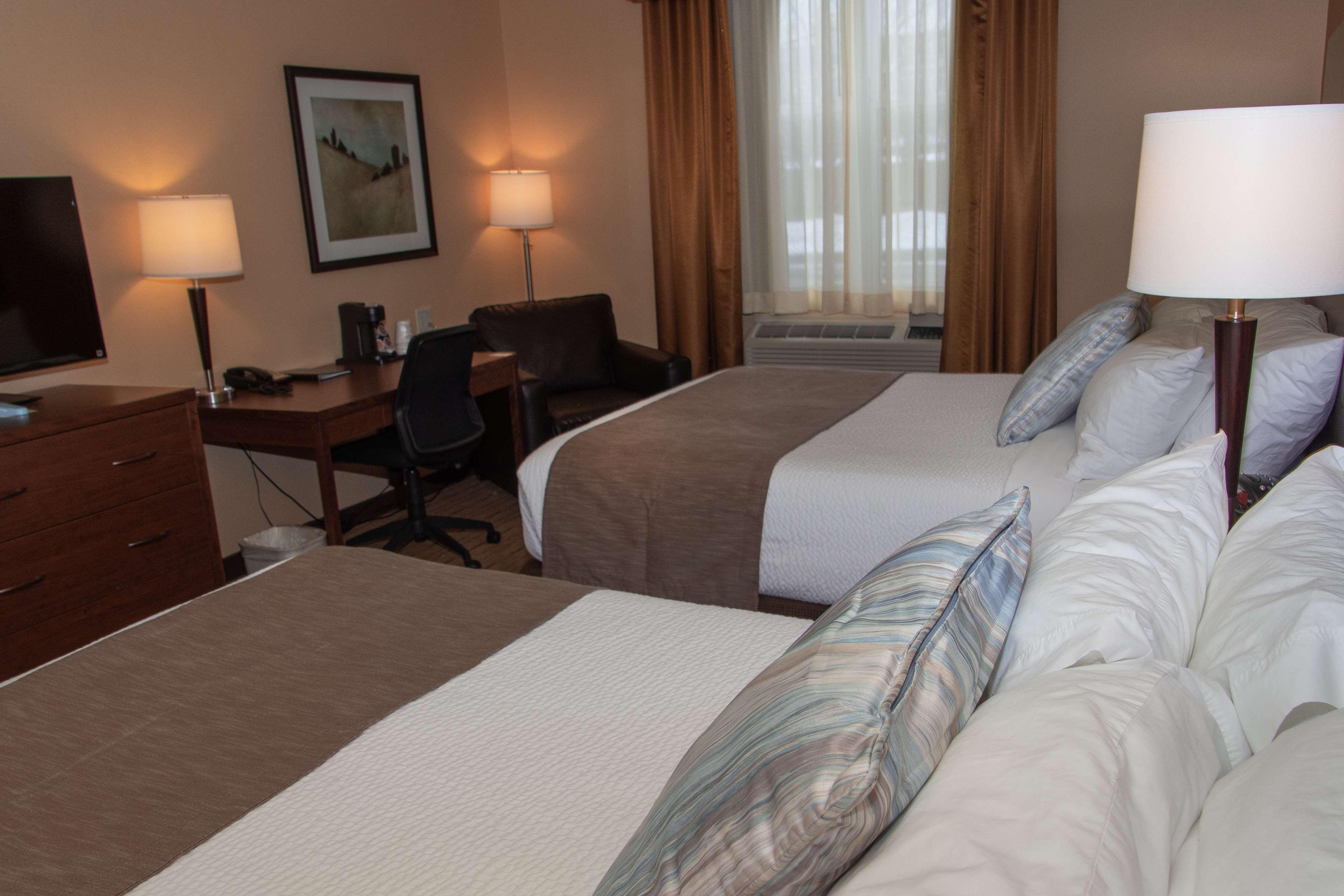 Best Western Plus, Bathurst Hotel & Suites Kültér fotó