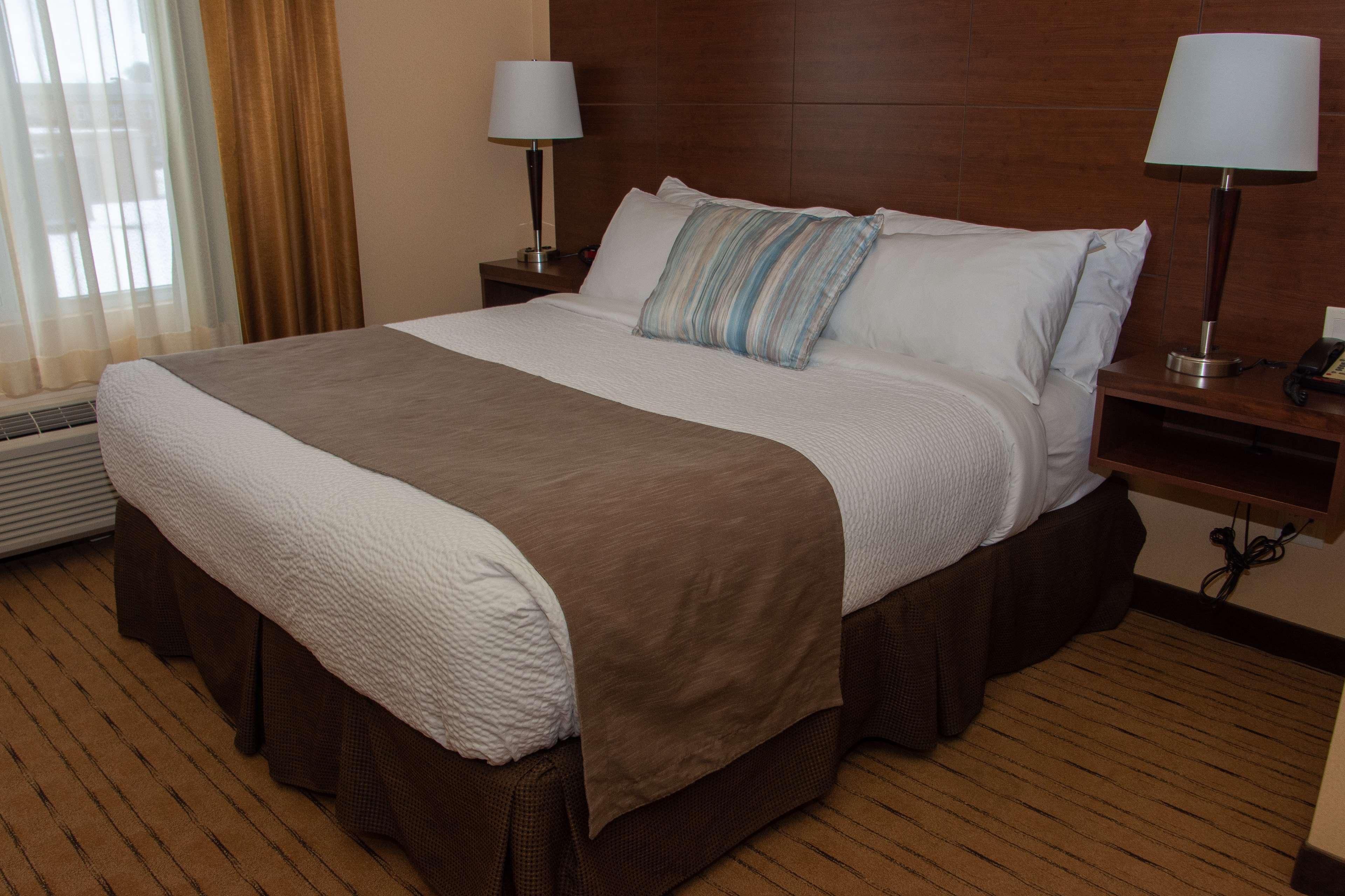 Best Western Plus, Bathurst Hotel & Suites Kültér fotó