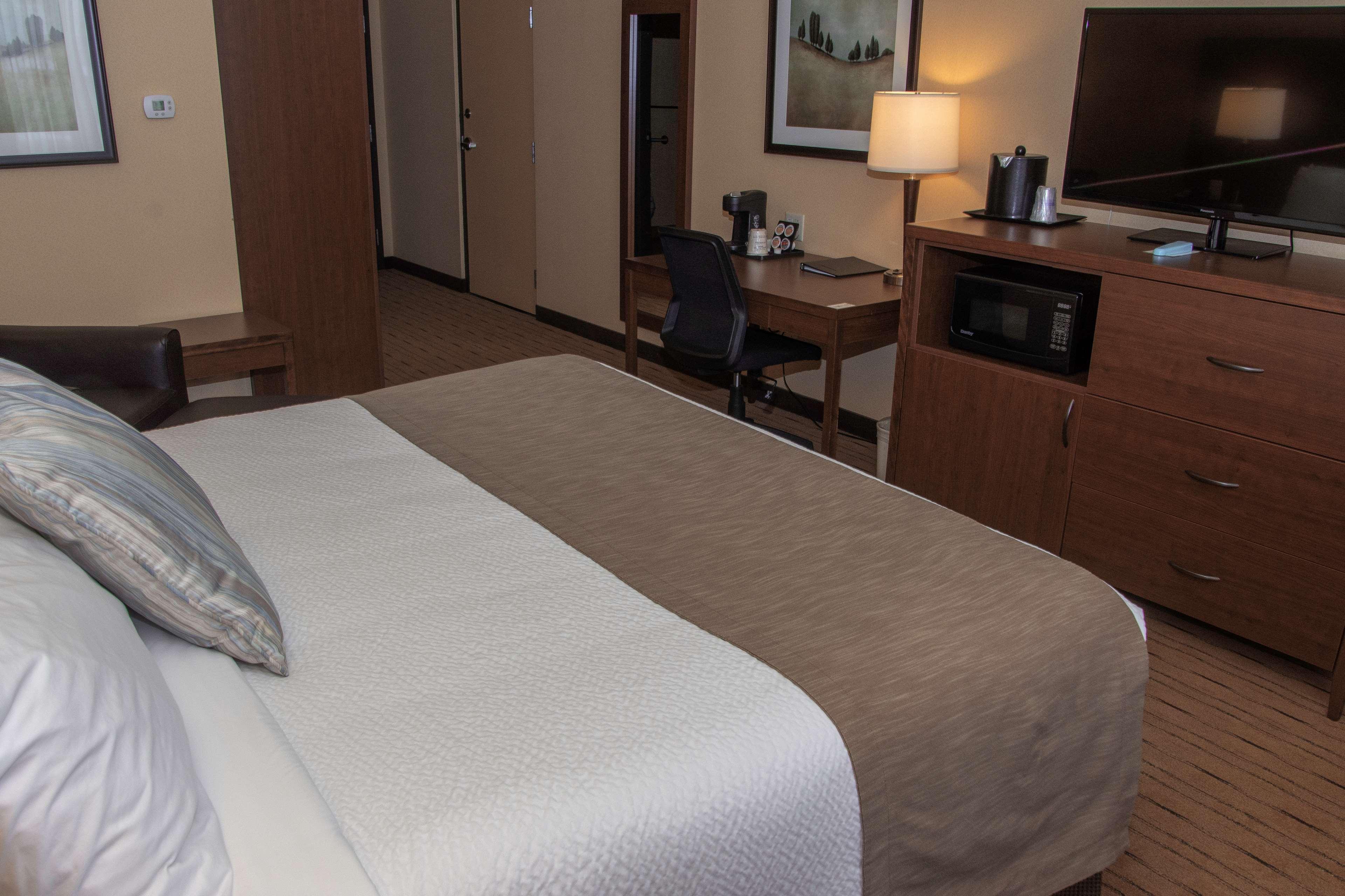 Best Western Plus, Bathurst Hotel & Suites Kültér fotó